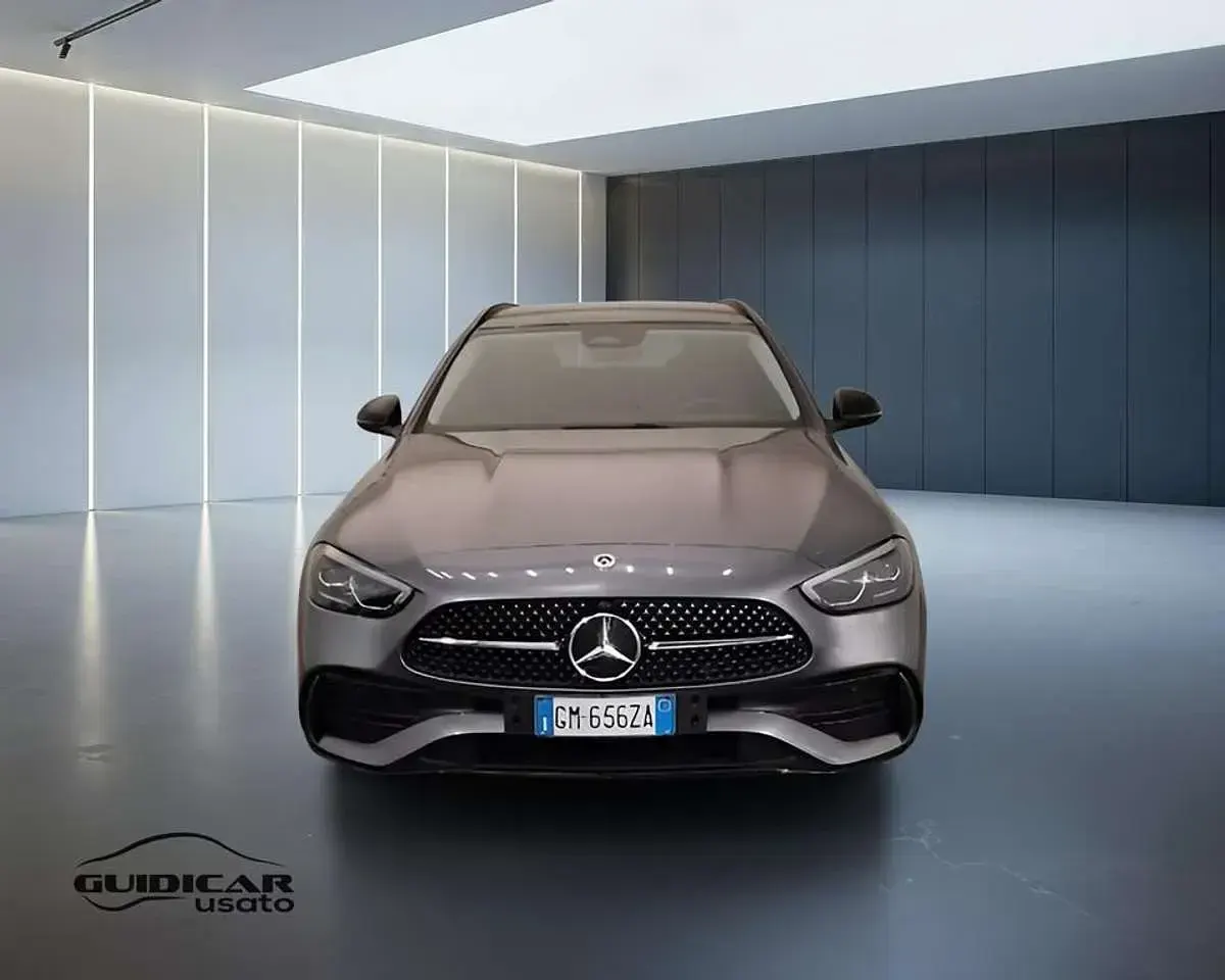 Usata Mercedes C220 Premium 200 CV (147 kW) 2023 Grigio metallizzato Station wagon