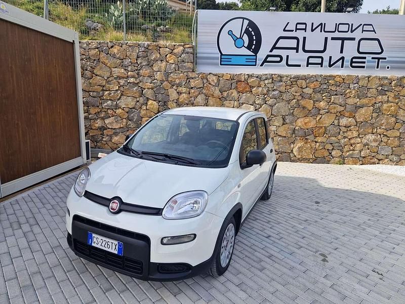 Usata Fiat Panda 69 CV (50 kW) 2024 Bianco Utilitaria