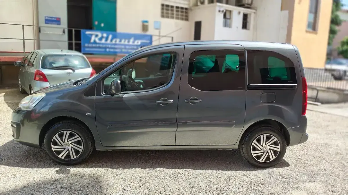 Usata Citroën e-Berlingo 99 CV (72 kW) 2017 Grigio Monovolume