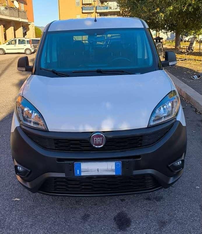 Usata 2019 Fiat Doblò Monovolume | 11.000 € (Buon prezzo) - Immagine 1/3