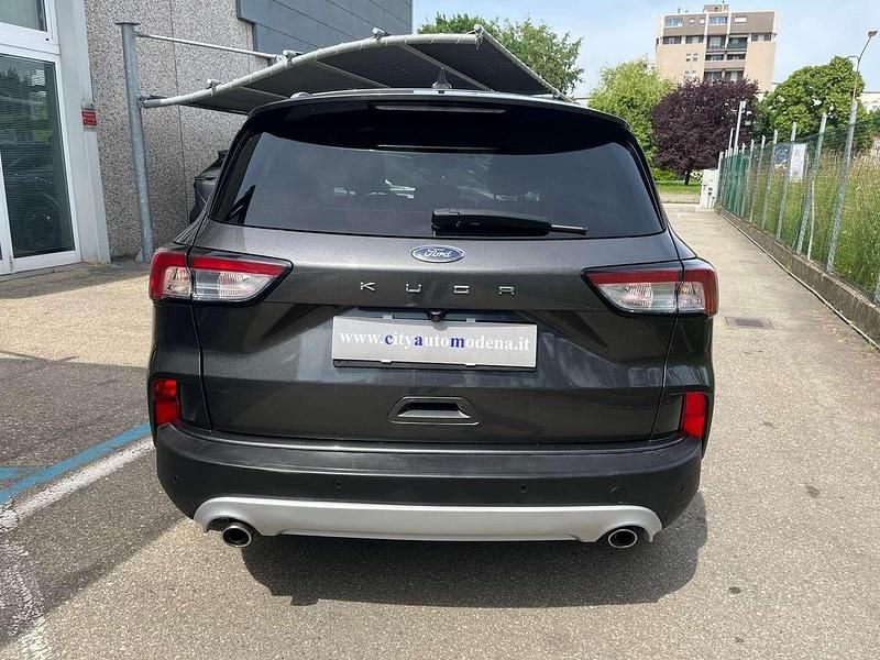 Usata Ford Kuga Titanium 120 CV (88 kW) 2024 Grigio SUV
