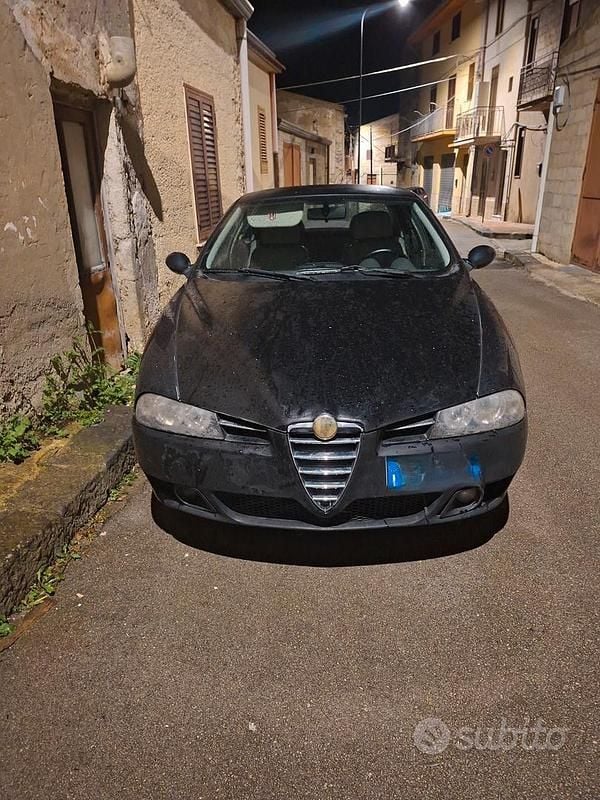 Usata Alfa Romeo 156 115 CV (84 kW) 2004 Blu Berlina