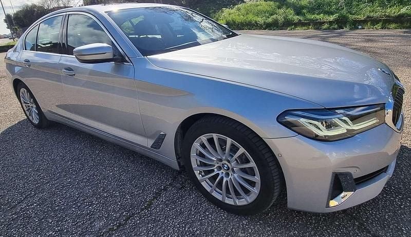 Usata BMW 520 Luxury Line 190 CV (139 kW) 2020 Argento Berlina