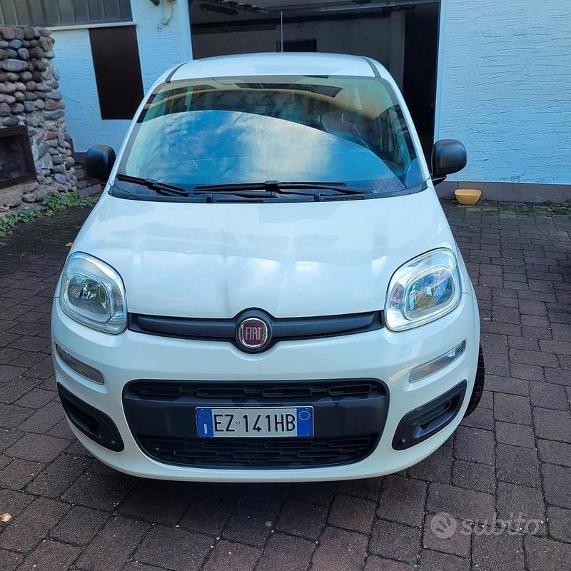 Bianco Usata 2015 Fiat Panda Due volumi | 6500 € (Buon prezzo) - Immagine 1/4