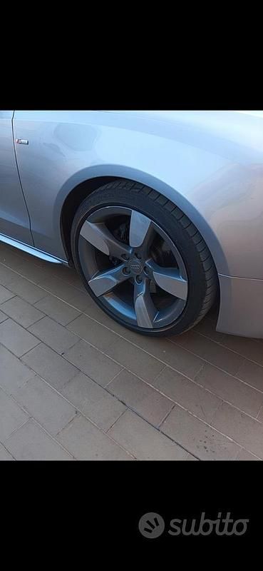 Usata Audi A5 S-Line 190 CV (139 kW) 2017 Grigio Coupé