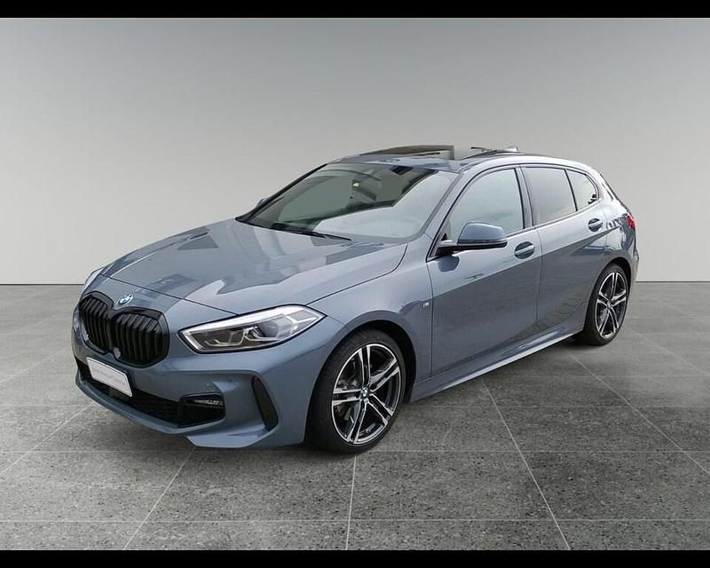 Usata BMW 118 M Sport 136 CV (100 kW) 2023 Grigio Utilitaria