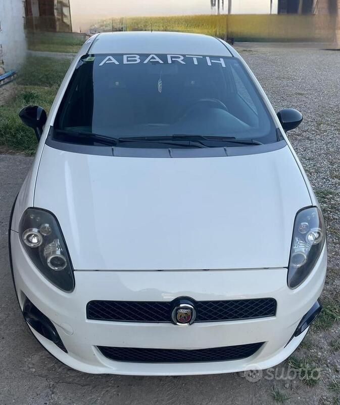 Usata Abarth Grande Punto 155 CV (114 kW) 2008 Bianco Utilitaria