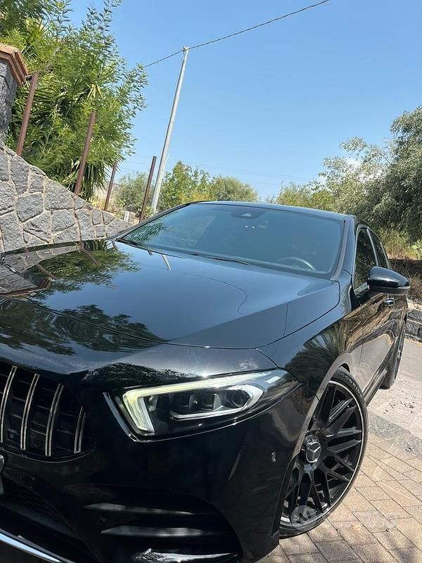 Nero Usata 2019 Mercedes A220 Tre volumi | 25.000 € - Immagine 1/4