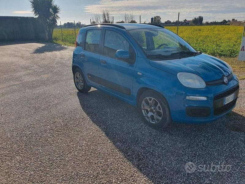 Blu Usata 2014 Fiat Panda Due volumi | 3999 € (Super prezzo) - Immagine 1/4