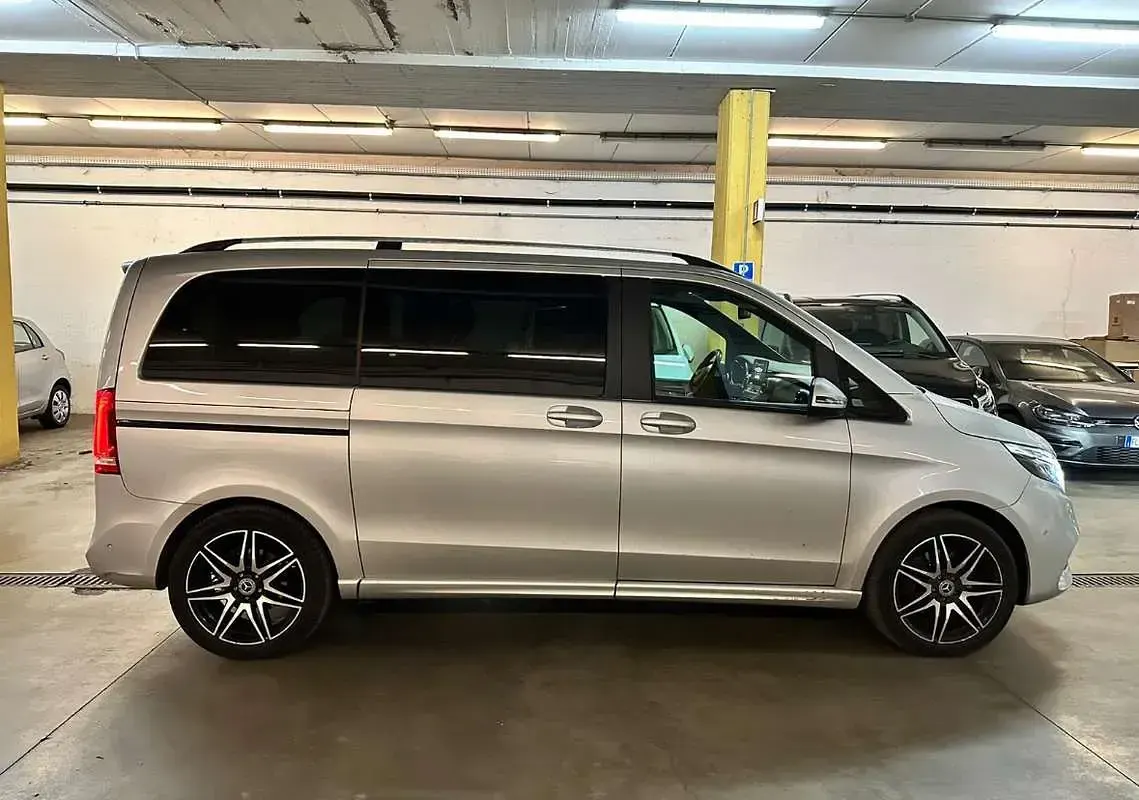 Usata Mercedes V250 AMG line 190 CV (139 kW) 2018 Monovolume