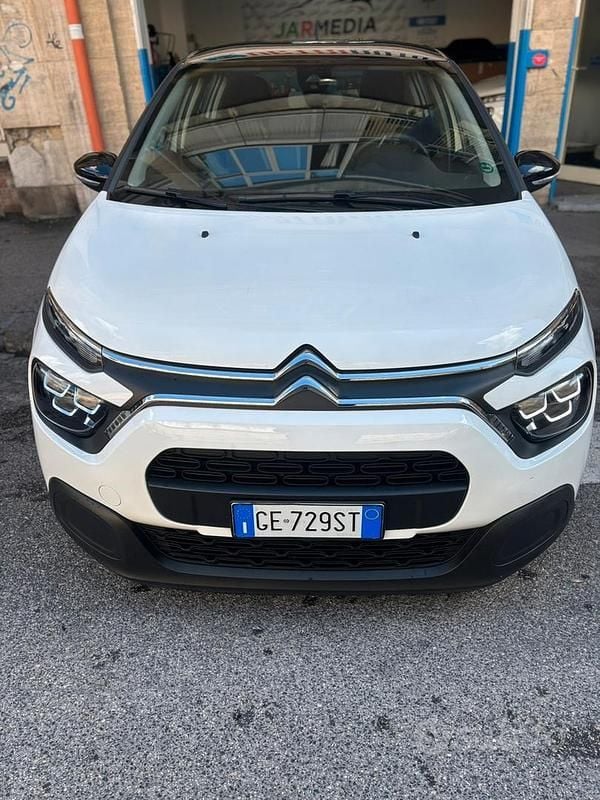 Usata 2021 Citroën C3 Shine Due volumi | 6999 € (Super prezzo) - Immagine 1/4