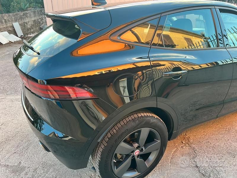 Usata Jaguar E-Pace S 180 CV (132 kW) 2019 Nero SUV