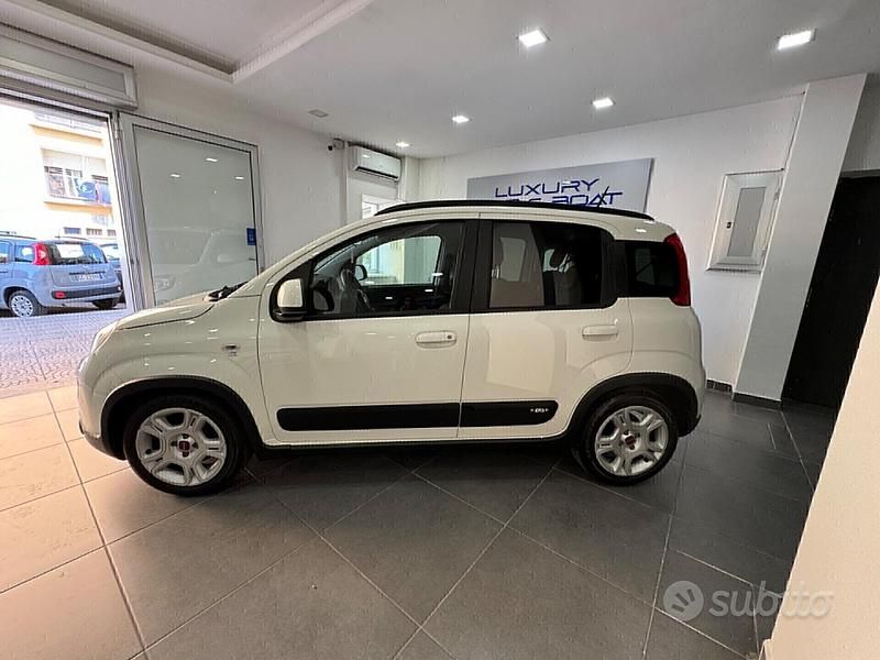 Usata Fiat Panda Red 69 CV (50 kW) 2022 Bianco Berlina