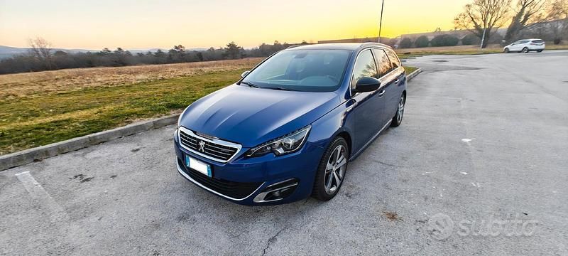 Usata Peugeot 308 GT-line 120 CV (88 kW) 2016 Blu Station wagon