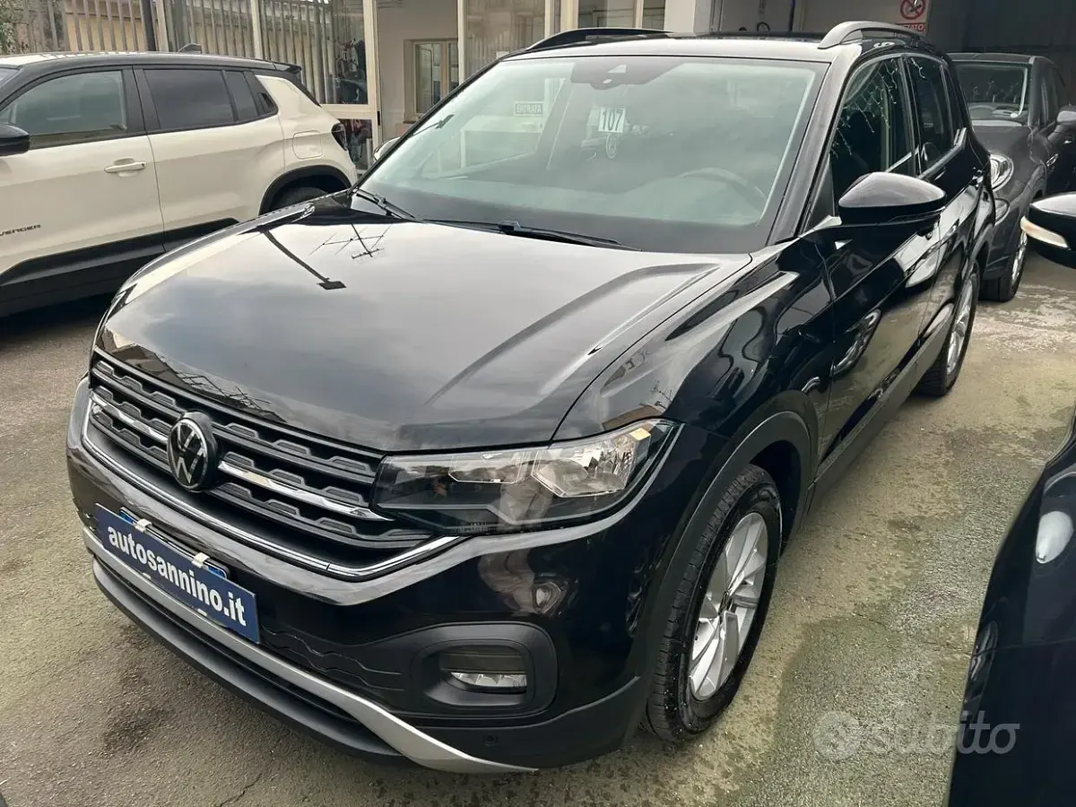 Usata VW T-Cross Style 110 CV (80 kW) 2023 Grigio SUV
