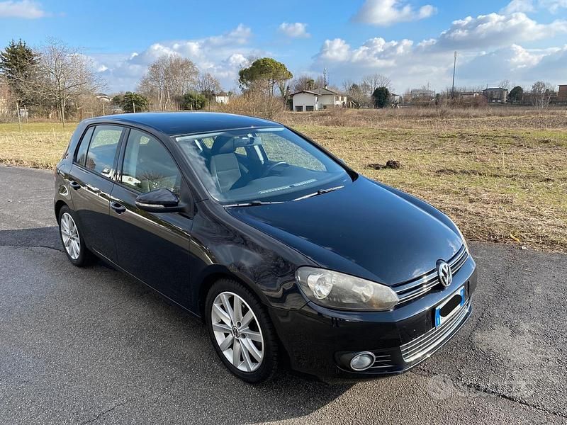 Usata VW Golf VI Highline 104 CV (76 kW) 2010 Nero Utilitaria