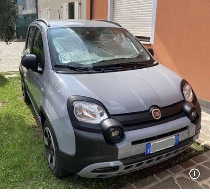 Usata Fiat Panda Cross Cross 69 CV (50 kW) 2021 Utilitaria
