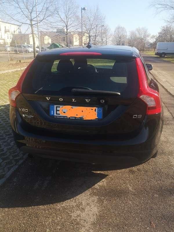 Usata Volvo V60 Kinetic 163 CV (119 kW) 2011 Station wagon
