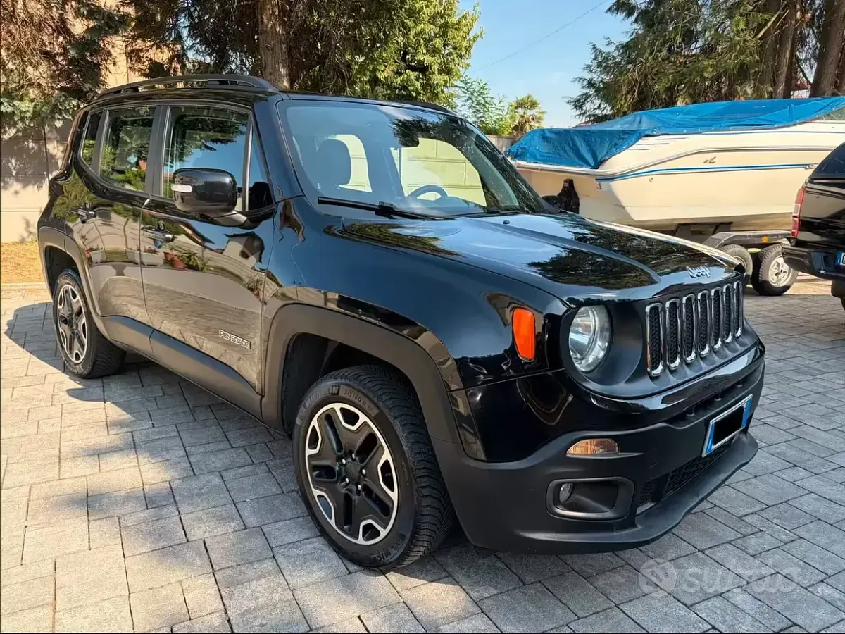 Usata Jeep Renegade Longitude 140 CV (102 kW) 2018 Nero SUV