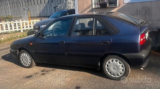 Usata Lancia Delta S 75 CV (55 kW) 1995 Blu/azzurro Utilitaria