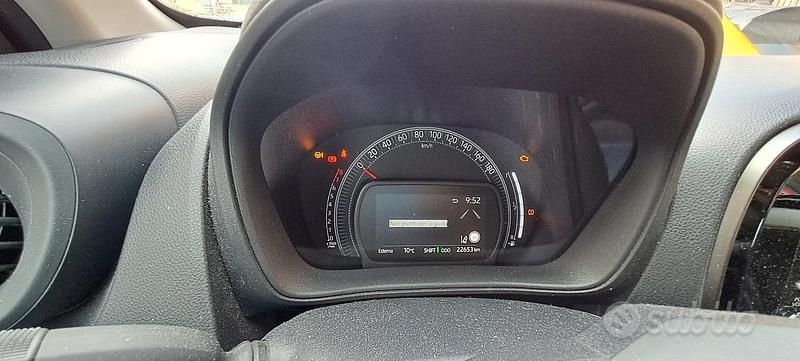 Bianco Usata 2022 Toyota Aygo X SUV | 12.000 € (Super prezzo) - Immagine 1/4