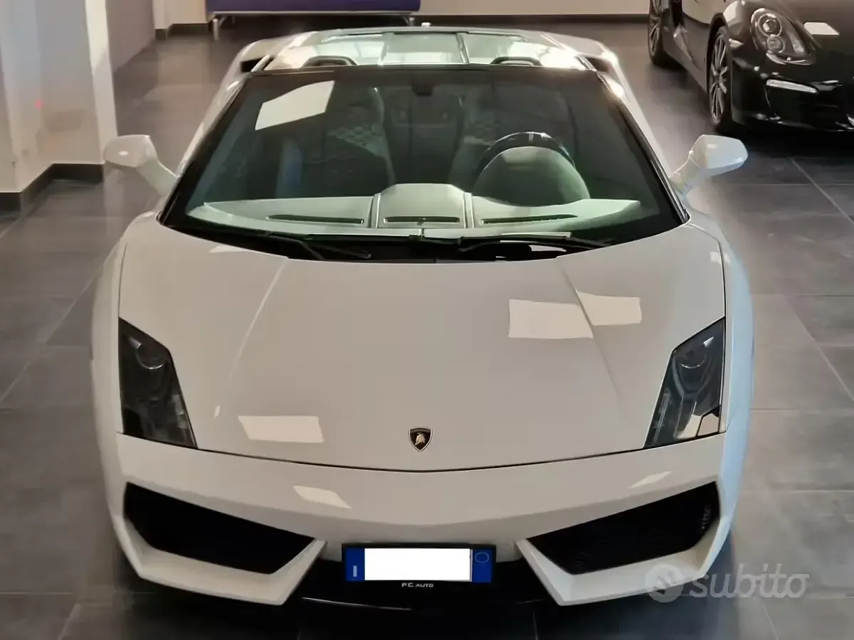 Usata Lamborghini Gallardo 560 CV (411 kW) 2010 Bianco Cabrio