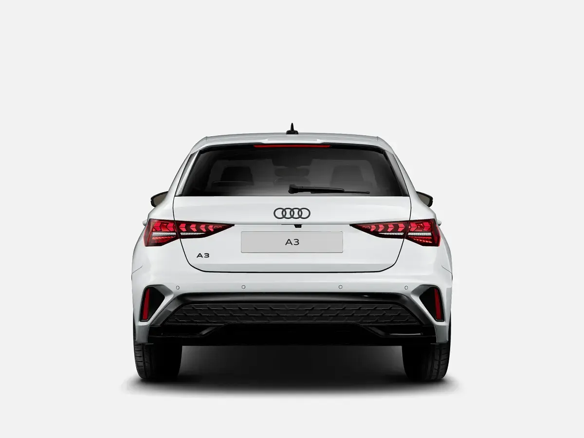 Nuova Audi A3 Sportback e-tron S-Line 204 CV (150 kW) 2026 Bianco ghiaccio metallizzato Utilitaria