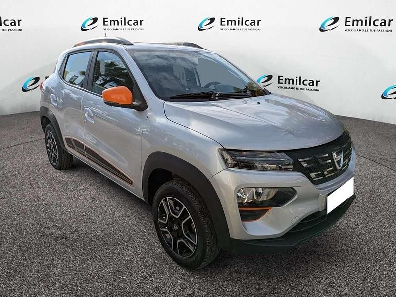 Usata Dacia Spring Comfort Plus 17 kW (24 CV) 2022 Argento Utilitaria