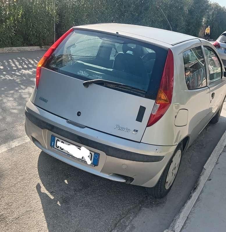 Usata Fiat Punto 60 CV (44 kW) 2003 Utilitaria
