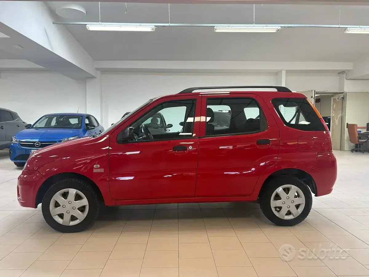 Usata Subaru Justy 94 CV (69 kW) 2006 Rosso Utilitaria