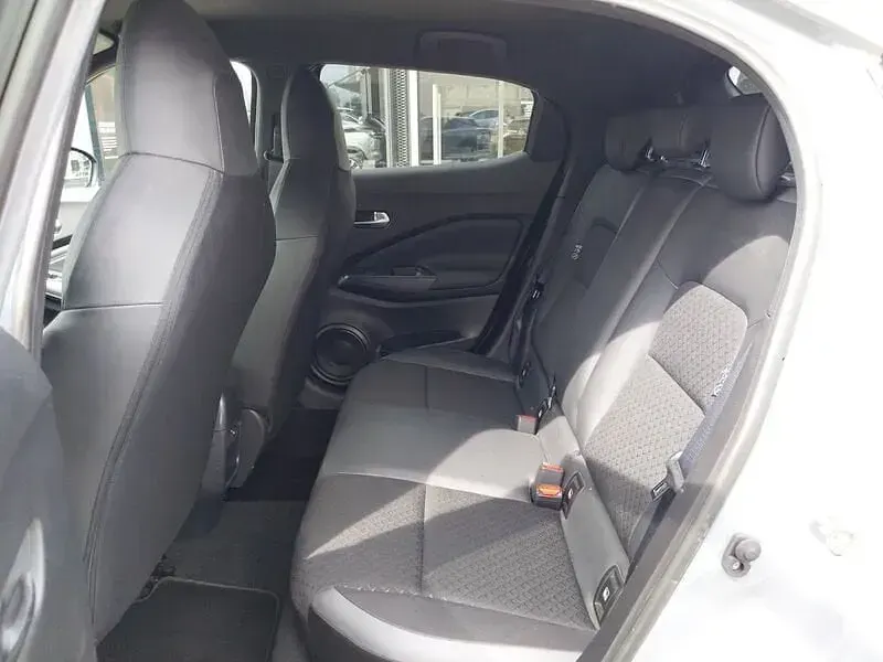 Usata Nissan Juke N-Connecta 143 CV (105 kW) 2023 Grigio SUV
