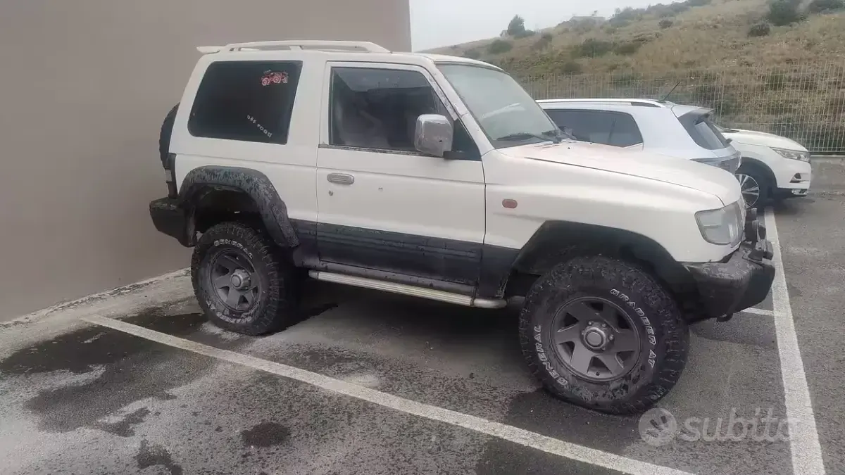 Usata Mitsubishi Pajero 1993 Bianco SUV
