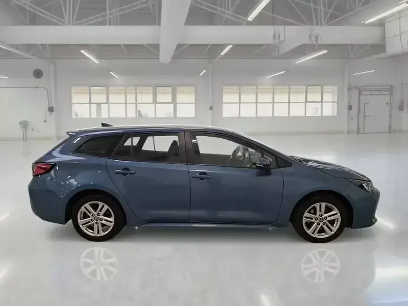Usata Toyota Corolla Business Edition 98 CV (72 kW) 2022 Azzurro Station wagon