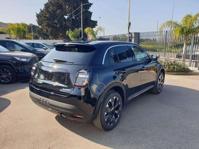 Nuova Fiat 600 La Prima 101 CV (74 kW) 2026 Nero SUV