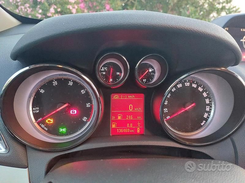 Usata Opel Mokka Cosmo 131 CV (96 kW) 2015 Grigio SUV