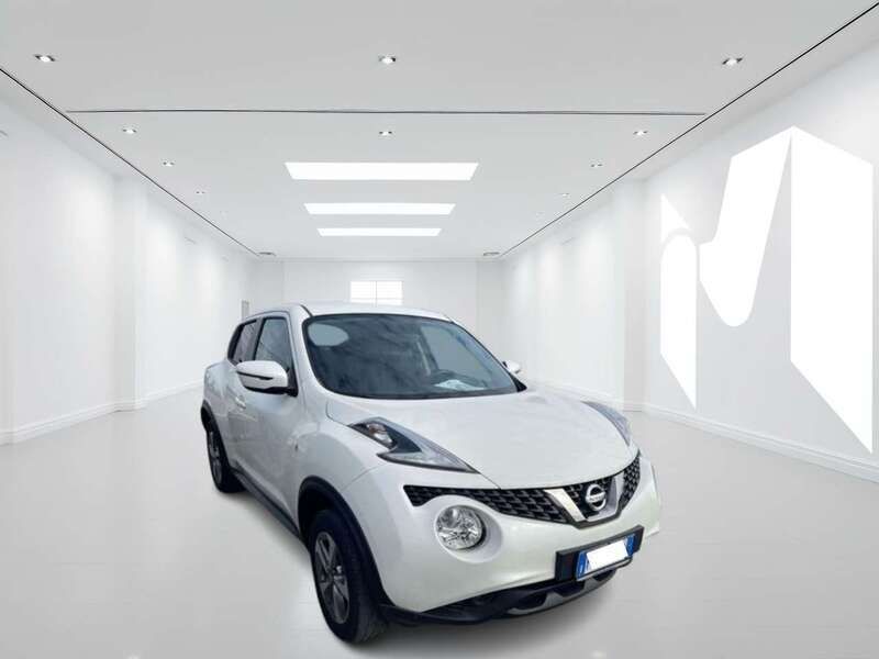 Usata Nissan Juke Visia 116 CV (85 kW) 2019 Bianconero SUV