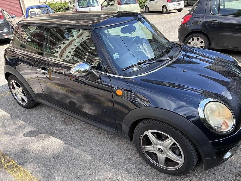 Usata Mini Cooper Chili 120 CV (88 kW) 2007 Nero Utilitaria