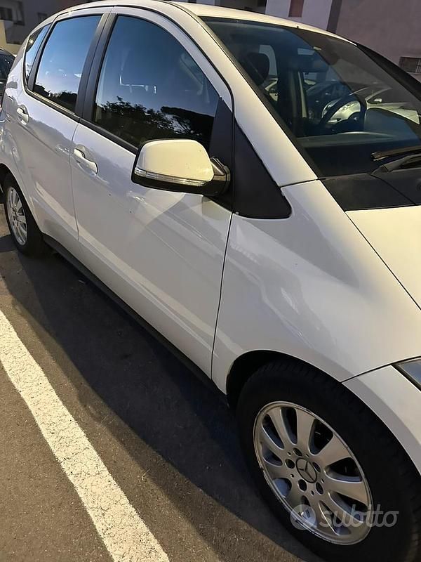 Usata Mercedes A200 2010 Bianco Monovolume