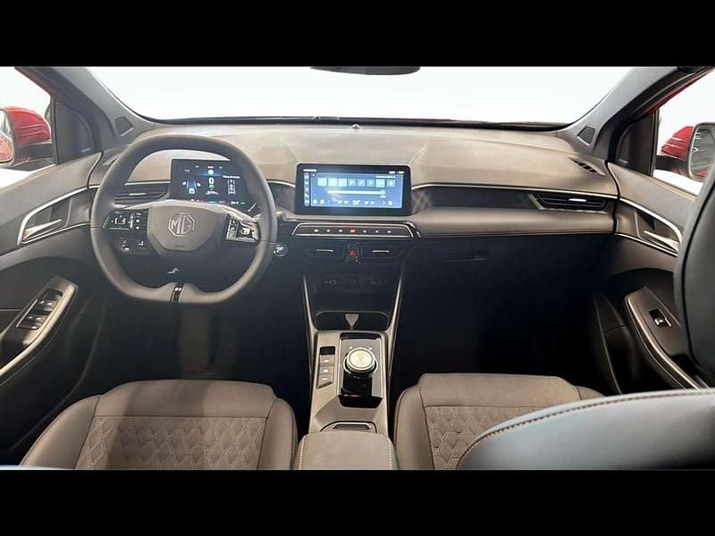 Nuova MG MG3 Comfort 194 CV (142 kW) 2025 Diamine red Utilitaria