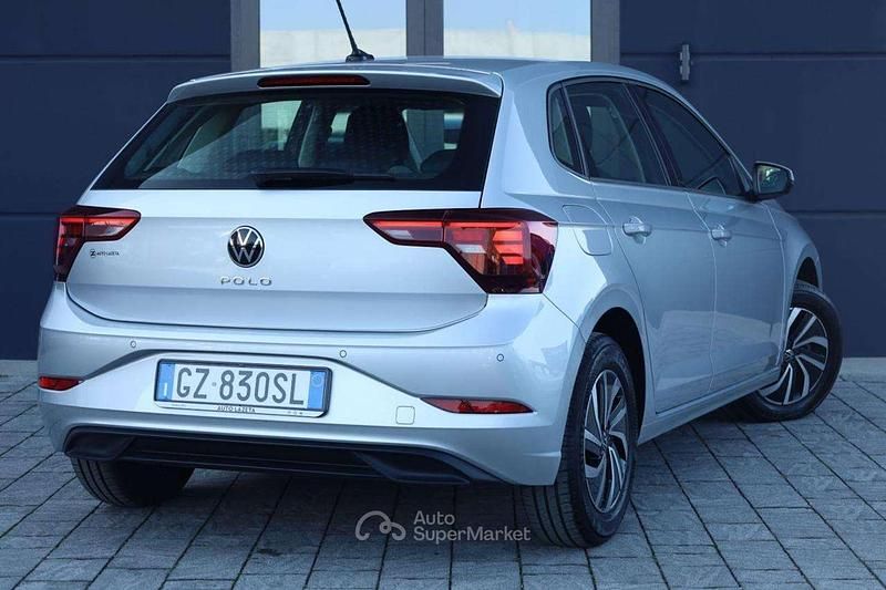 Usata VW Polo Life 95 CV (69 kW) 2025 Grigio Utilitaria