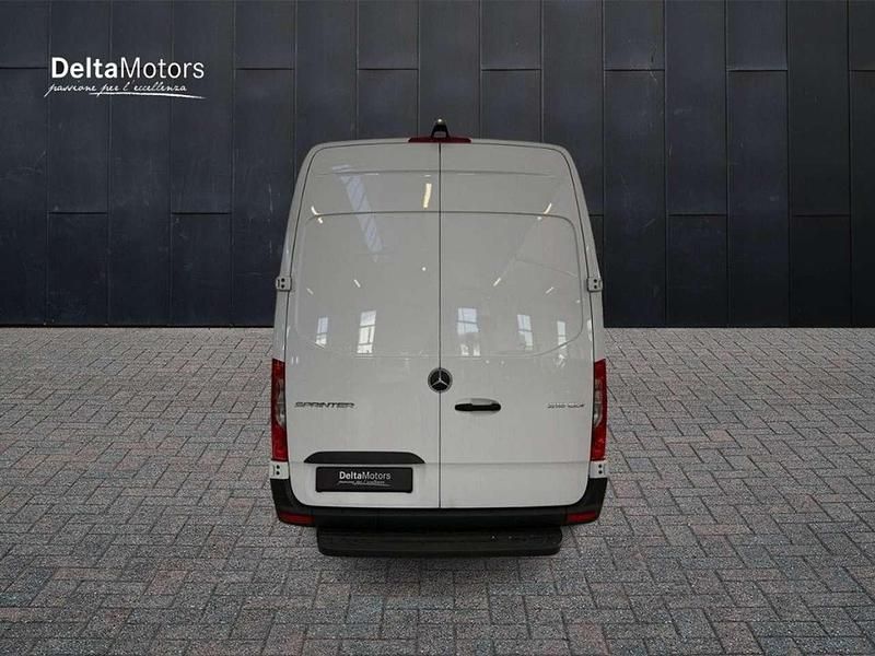 Nuova Mercedes Sprinter 2026 Bianco artico Furgone