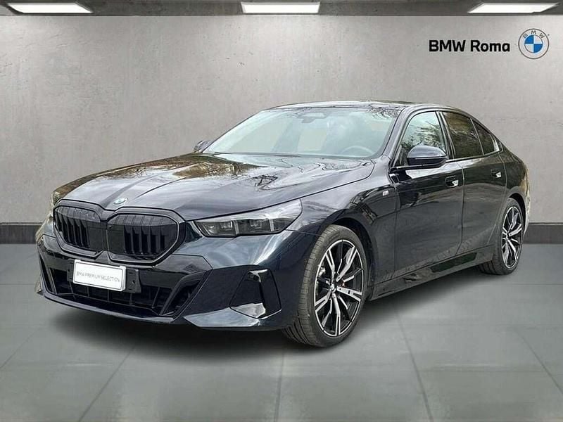 Usata BMW 520 M Sport 197 CV (144 kW) 2025 Carbon black metallic Berlina