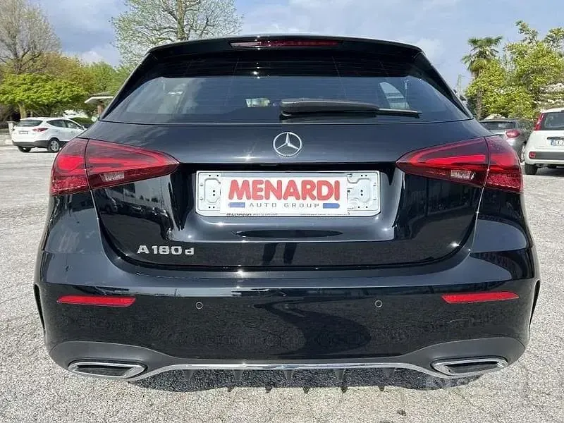 Usata Mercedes A180 Advanced Plus 116 CV (85 kW) 2024 Nero Berlina