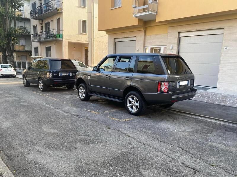 Usata Land Rover Range Rover Vogue 177 CV (130 kW) 2002 Grigio SUV
