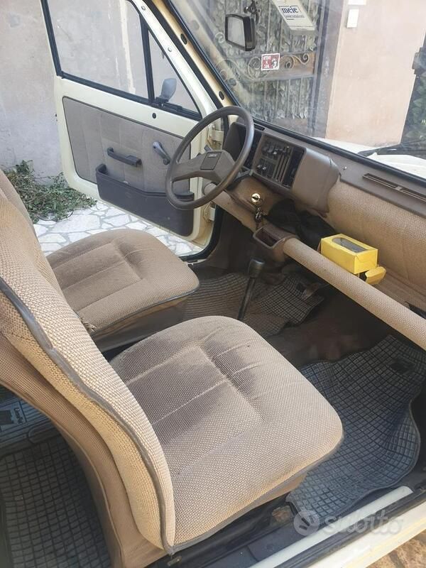 Usata Fiat Panda 30 CV (22 kW) 1983 Utilitaria