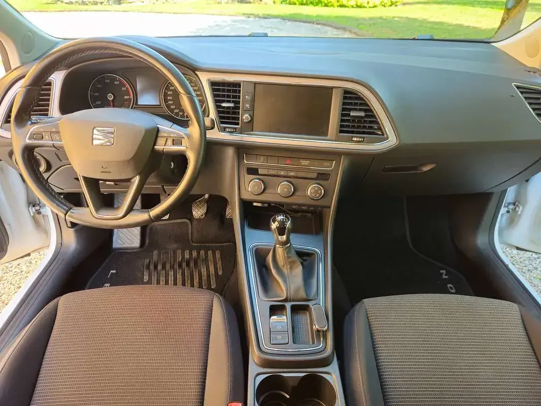 Usata Seat Leon Ecomotive 116 CV (85 kW) 2019 Bianco Berlina