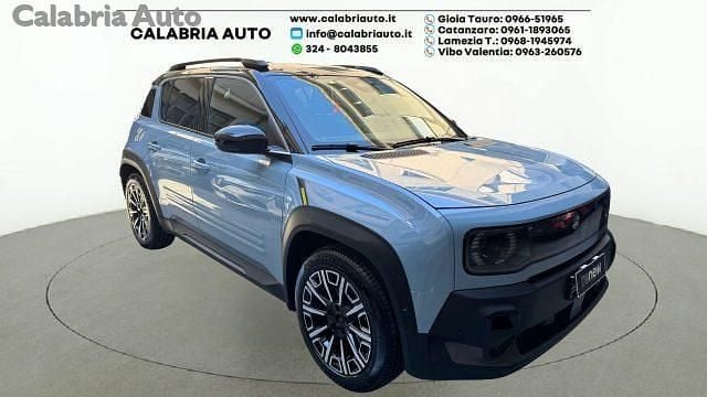 Nuova Renault 4 E-Tech Iconic 110 kW (150 CV) 2025 Azzurro SUV