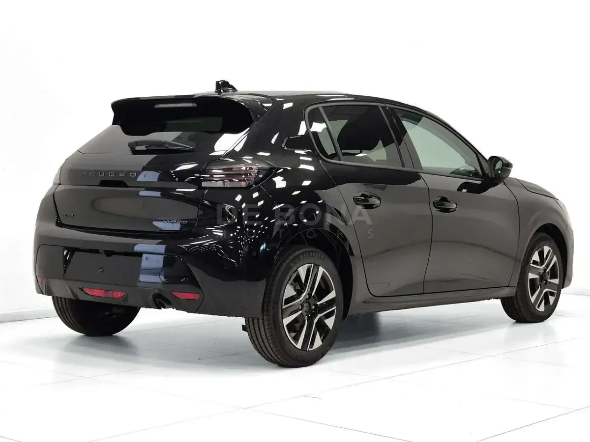 Nuova Peugeot 208 Allure 110 CV (80 kW) 2025 Nero perla Utilitaria