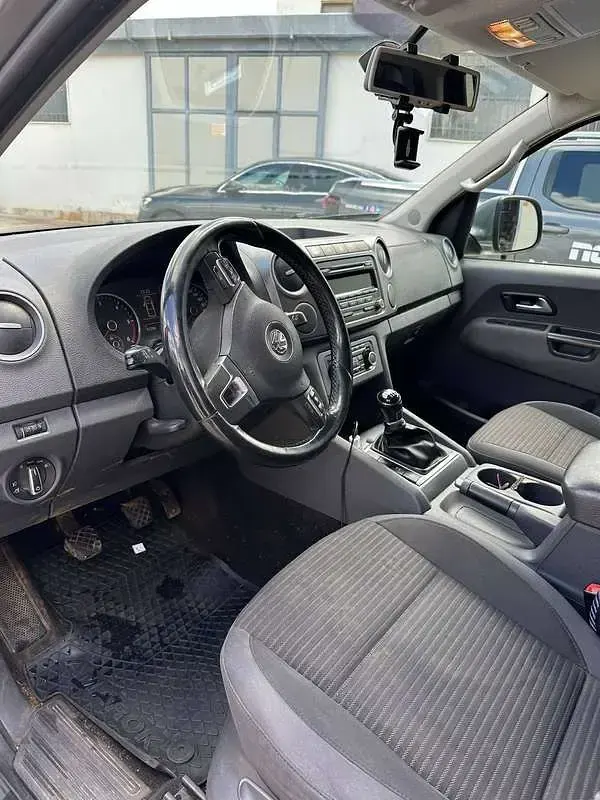 Usata VW Amarok Canyon 179 CV (131 kW) 2015 Grigio Pick-up