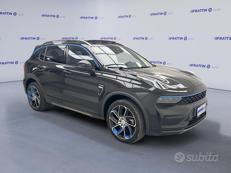 Usata Lynk & Co 01 179 CV (131 kW) 2024 Nero SUV